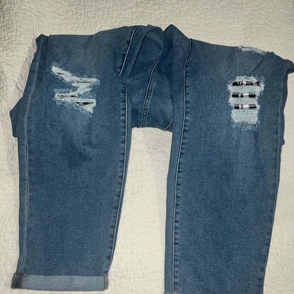 New Lane Bryant Signature Fit Boyfriend. Flex Magic Waistband Jeans - Picture 3 of 7